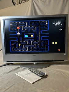 Vintage Sony Bravia KLV-S32A10 32” 720 LCD  Television & Remote! Retro Gaming TV - Picture 1 of 19