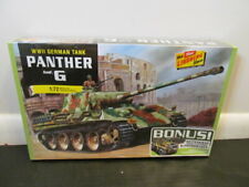 Lindberg WWII German Panther Tank Plastic Model Kit, 1:72 Scale for Ages 10+
