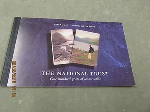 *LOOK* DX17 £6 National Trust Prestige Briefmarkenheftchen komplett - Katze £25 KOSTENLOSER VERSAND + VERPACKUNG - Bild 1 von 2