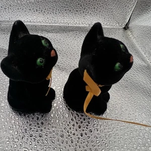 Vtg Hallmark Merry Miniature 1982 Kitten Black Felt Cat Flocked (Lot Of 2) - Picture 1 of 5
