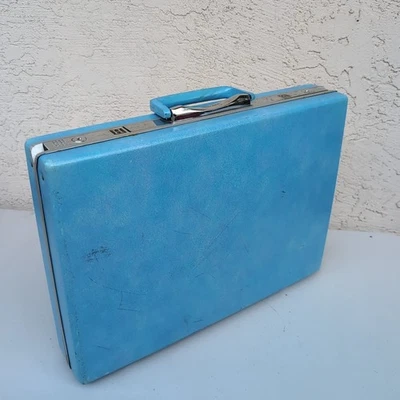 Maletín clásico vintage azul Samsonite carcasa rígida bloqueo a presión con llave (sin llaves) Foto 1 de 4