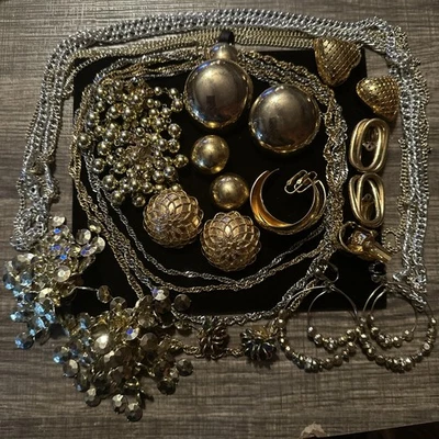 Lote de bisutería vintage patrimonial retro discoteca años 70 gruesa pasarela pendientes audaces + Foto 1 de 4