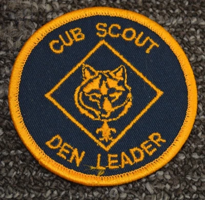 Boy Cub Scout Den Leader Shoulder 3" Round Uniform Shirt Sleeve Patch BSA - Image 1 of 4