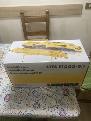 NZG 1:50 Liebherr LTM 11200-9.0 Havator 732/12. - Immagine 1 di 4