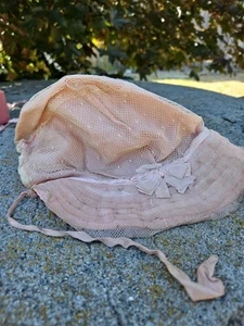 Vintage rosa Baby Mädchen Mütze handgefertigt antik Spitze - Bild 1 von 7