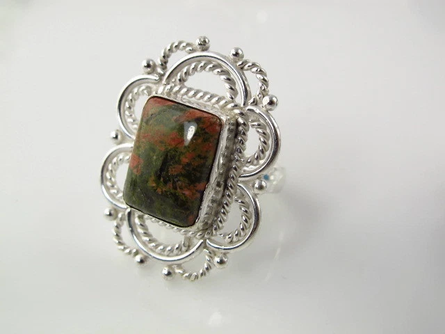 Atractivo Anillo Solitario Genuino Unakita Plata Talla 8.0 UNAR90 Foto 1 de 1