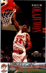 SkyBox Premium #62 1994-95 Hakeem Olajuwon 006327 - Imagen 1 de 2