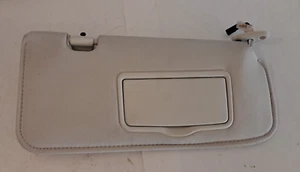 Passenger Right Side Sun Visor Illumination 08-12 Ford Escape Mercury Mariner - Picture 1 of 12