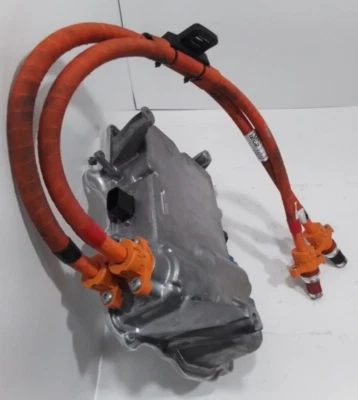 2016-2020 Tesla Model X Junction Box High Voltage Distribution Unit 1049678-00-G - Image 1 of 4