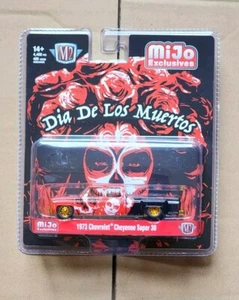 M2 Machines 1:64 Chase 1973 Chevrolet Cheyenne Super 30 Dia De Los Muertos - Picture 1 of 3