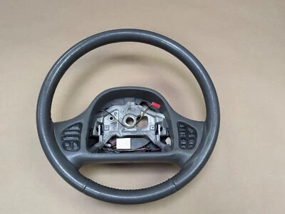 Volante Ford Crown Victoria LX 2003-2004 Foto 1 de 4