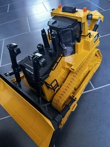 bruder cat großer kettendozer Baustellfahrzeug Auto - Bild 1 von 4