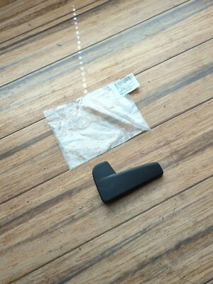 Volkswagen Atlas 2018-2022 interior tirador capó liberación 6R1823533 OEM Foto 1 de 4