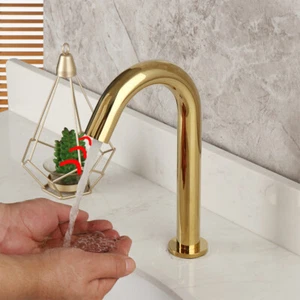 Grifo mezclador de grifo de mano sin contacto con sensor electrónico dorado para fregadero de baño de 7,6" - Imagen 1 de 9