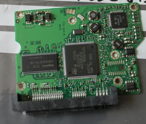 PCB SATA 100504364 rev:B 100504355 G K91667W1 pour SEAGATE ST3320813AS . - Imagen 1 de 2
