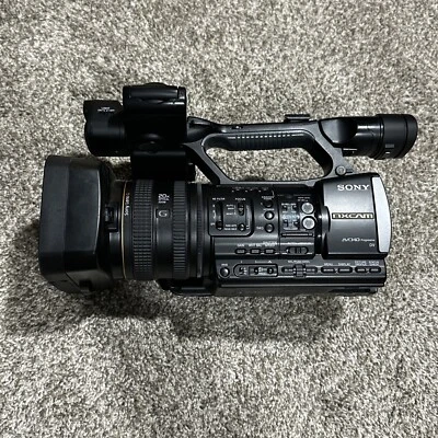 Videocámara Sony HXR-NX3 Foto 1 de 4