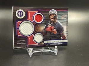 2024 Topps Tribute #TTR-RA Ronald Acuña Jr. Triple reliquias tributo púrpura #/50 - Imagen 1 de 2