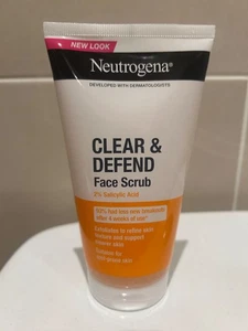 NEW! Neutrogena Clear & Defend Facial Scrub 150ml with 2% salicylic acid - Picture 1 of 4