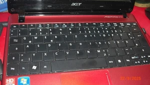 Acer Aspire One 722, 11.6 Zoll, 8GB RAM, 500GB SSD Samsung Evo 860, Windows 11 - Bild 1 von 3