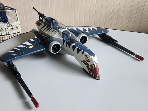 Star Wars The Clone Wars ARC 170 Tiger Shark Missing Bombs Hasbro Cover