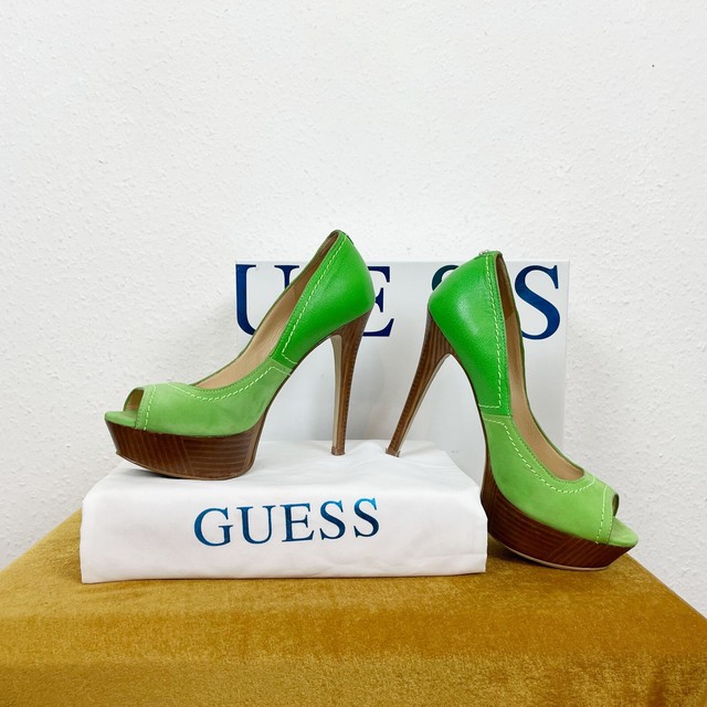 tacones guess