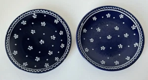 Gmundner Keramik Dirndl blau 2x Kuchenteller 19,5 cm GK974 (2409DE12) 05/25 - Bild 1 von 4