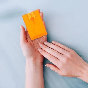  30pcs Refillable Plastic Perfume Atomizer Vials 20 ml Portable Card Clear Spray - Picture 1 of 12