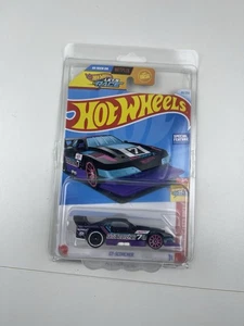 Hot Wheels Let's Race GT Scorcher 89/250 Netflix NEW IN PACKAGE And Protector - Picture 1 of 6