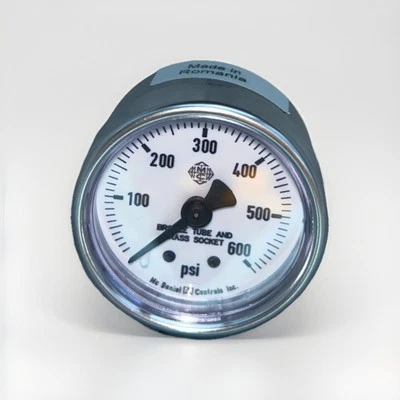 McDaniel Controls Inc 0-600 PSI Pressure Gauge 1/8” NPT R7IL. NEW IN BOX!    T8 - Image 1 of 4