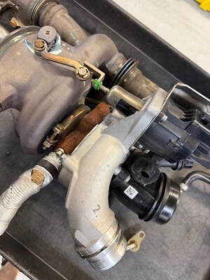 CARGADOR TURBO BMW SUPRA M340 740i 540i 440i 440i 6 PUERTOS B58 GEN 2 18559700063 8679022 Foto 1 de 3