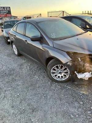 Medidor de flujo de aire de inyección de combustible usado se adapta a: Ford Focus 2012 gasolina 2,0 L VIN 2 8º Foto 1 de 4