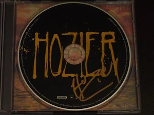 CD autografiado autotitulado "HOZIER" firmado por HOZIER Llévame a la iglesia *CON PRUEBA* - Imagen 1 de 3