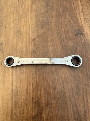 Snap On R1214C Dogbone Ratcheting 3/8- 7/16 - Image 1 of 3