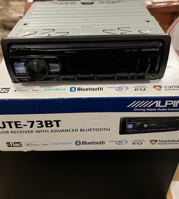 Alpine UTE-73BT, Single-DIN Digital Media Stereo w/ Bluetooth, USB & Auxiliary - Image 1 of 3