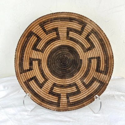 Cesta de diseño de traste vintage Tohono O'odham Pima Foto 1 de 4
