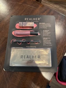 REALHER Lip Kit: Moisturizing Lipstick, Plumping Gloss, Lip Liner NEU - Bild 1 von 6