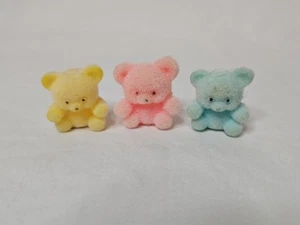 Vintage Quint Puppen Teddybären Miniatur beflockt blau rosa gelb Ersatz - Bild 1 von 8