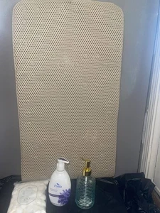 mixed lot bath tub mat soap dispenser hand soap - Picture 1 of 8