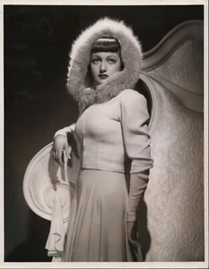 DOROTHY LAMOUR - DISPUTED PASSAGE - 1939 - N & B-TBE - 26 x 33 CM - Foto 1 di 2