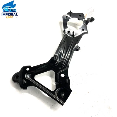 Soporte de montaje base pedal freno Toyota Camry 2018 2019 2020 2021 OEM Foto 1 de 4