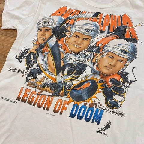 Retro 90s Philadelphia Flyers T-shirt Gift For Fans Hockeys Cover