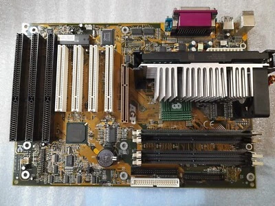 Chaintech 6BTM0 Slot 1 +CPU +RAM - Image 1 of 4