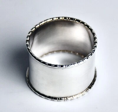 Antiguo fabricante noruego de anillos de servilleta de plata (830S) DW Foto 1 de 4