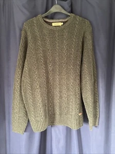 P.G Field 100% Acrylic Green Jumper Round neck Great condition L autumn ready - Picture 1 of 13