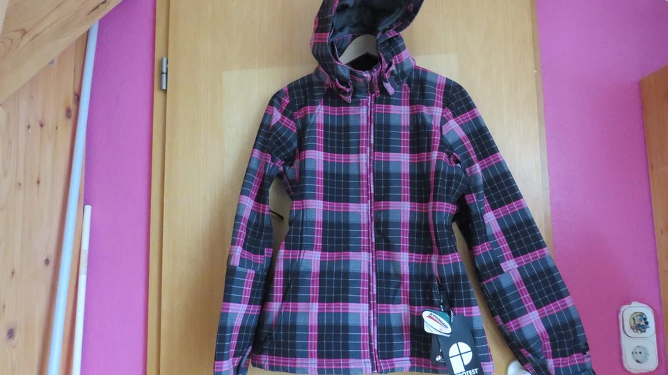 Protest Damen Winterjacke Gr. S = 36 neu & ungetragen schwarz pink Ski+Board - Bild 1 von 4