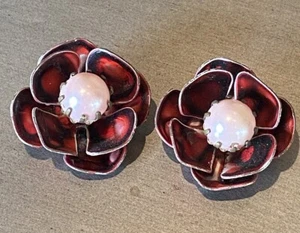 Vintage Blume Metall Emaille Ohrringe Kamelie Rose Rot Kunstperlen Retro Clip On - Bild 1 von 8