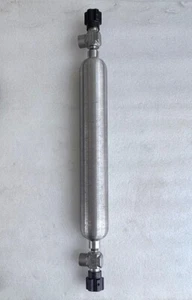 Swagelok 316L-HDF4-500 Double Ended Sample Cylinder - Picture 1 of 6