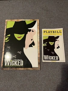 Wicked Broadway 2004 Signed Playbill & Photo Brochure - Picture 1 of 6