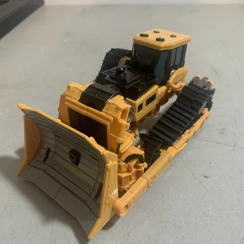 T2 Transformers Studio Series 67 Voyager Constructicon Skipjack Devastator Cover