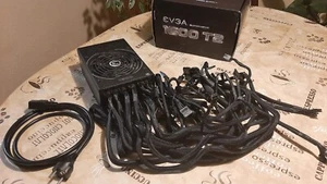 EVGA SuperNOVA 1600 T2, 80+ TITANIUM 1600W, - Photo 1/11